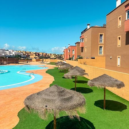 Apartamento Casa Bamboo Corralejo, Espacioso, Piscina Y Parking Bagian luar foto