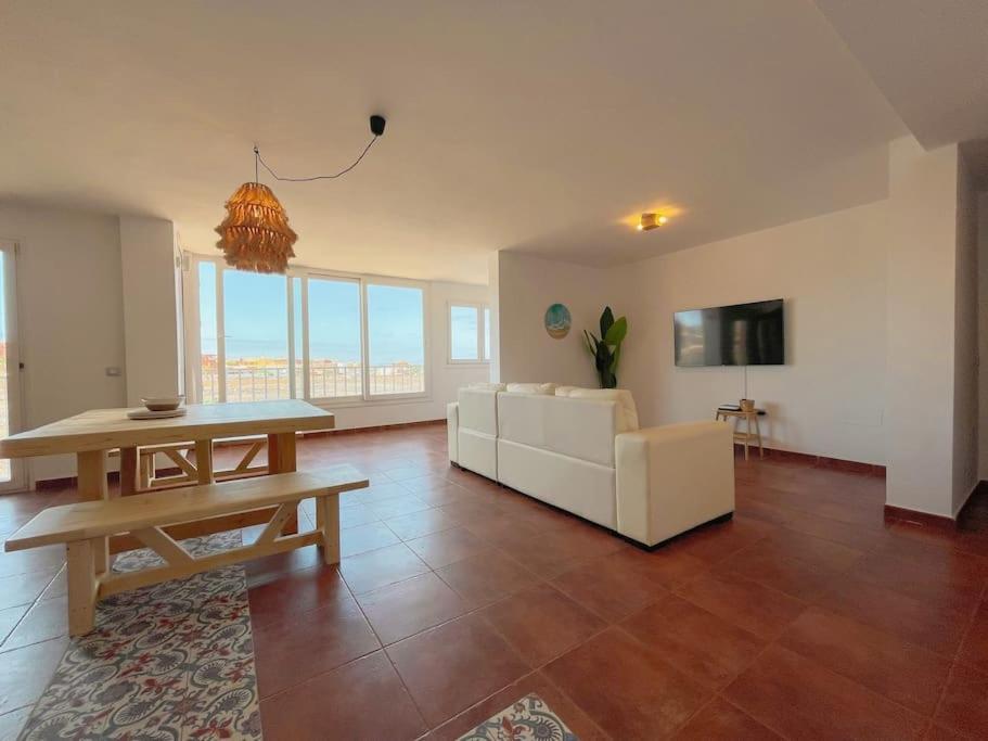 Apartamento Casa Bamboo Corralejo, Espacioso, Piscina Y Parking Bagian luar foto
