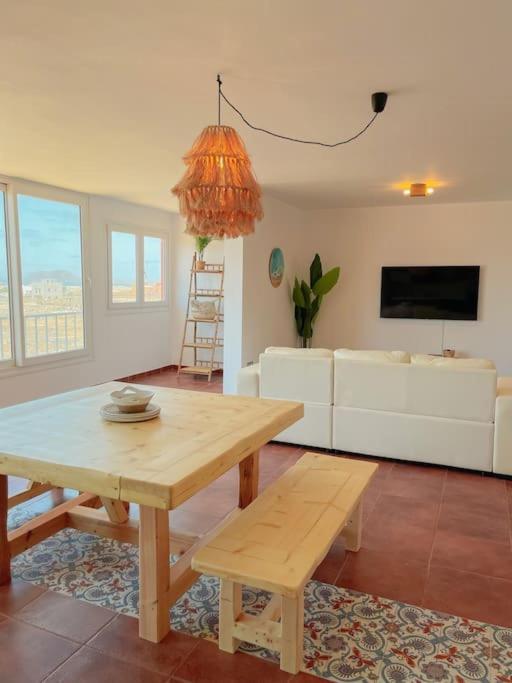 Apartamento Casa Bamboo Corralejo, Espacioso, Piscina Y Parking Bagian luar foto