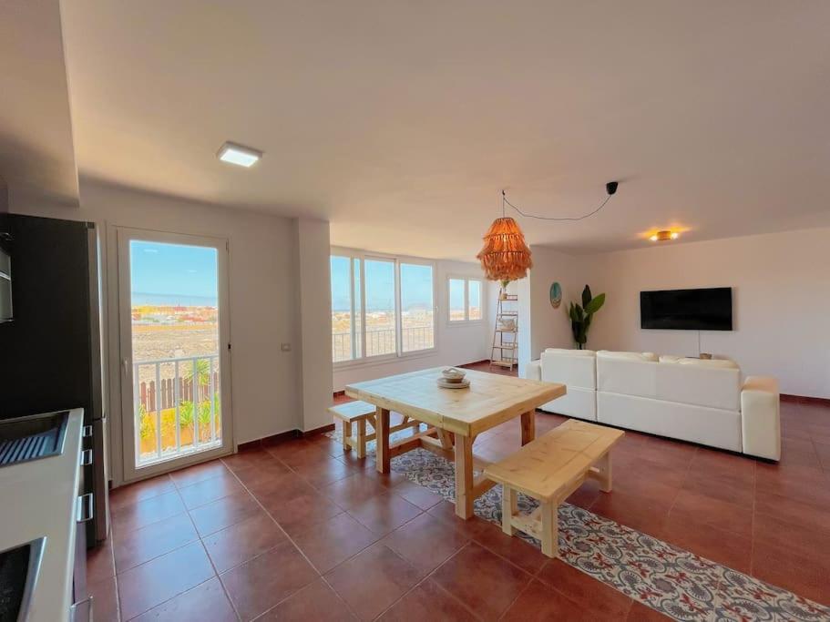 Apartamento Casa Bamboo Corralejo, Espacioso, Piscina Y Parking Bagian luar foto